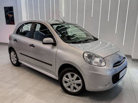 NISSAN MARCH 1.6 SV 16V FLEX 4P MANUAL